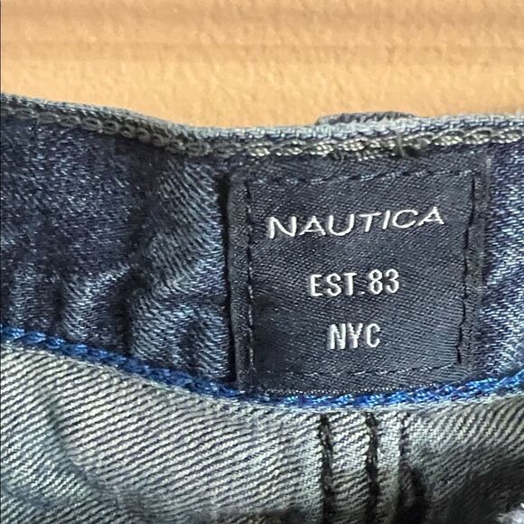 Nautica Men’s 30X32 Loose Fit Bootcut Denim Jeans - Picture 2 of 6